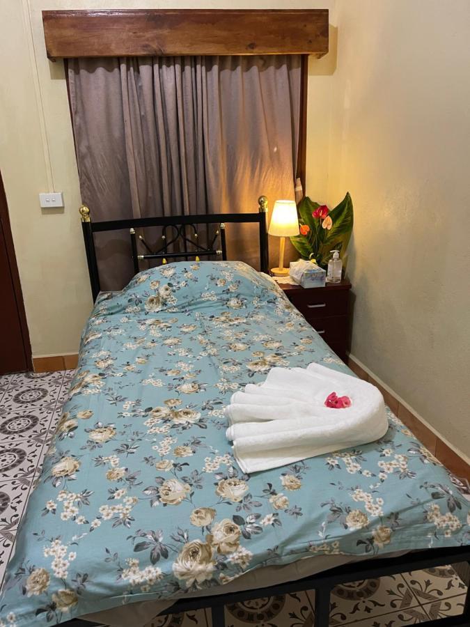 Bed and Breakfast Janessa'S Dwellery Port Vila Exterior foto
